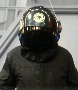 Datei:Navy gunner.jpg